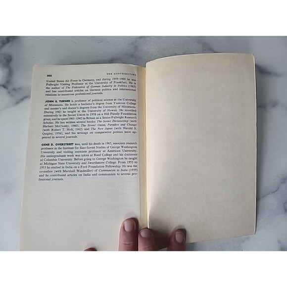 Cases In Comparative Politics Edited By James B. Christoph Paperback - Picture 8 of 10